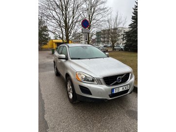 Volvo XC60 (113KXG)