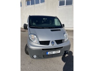 2012. a Renault Traffic, registrimärgiga 400DBY
