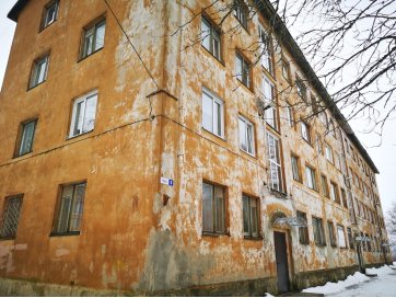 2-toaline korter: Kohtla-Järve linn, Järve linnaosa, Uus tn 5-18 (38,80 m2) 1 korrus