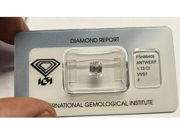 Väärtuslik kivi sertifikaadiga