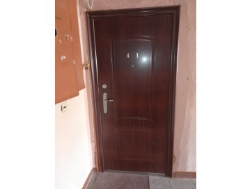 4-toaline korter hüpoteegiga: Kohtla-Järve linn, Ahtme linnaosa, Estonia pst 15-41 (77,4 m2; 4/5 korrus)