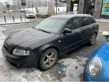 Audi A4 Avant (195BAF)