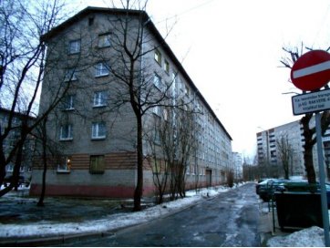 3-toaline korter: Narva linn, Rakvere tn 42-56 (50,80), 4. korrus