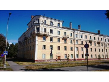 3-toaline korter (76,9 m2):  Ida-Viru maakond, Sillamäe linn, V. Majakovski tn 15-16, 1 korrus. HÜPOTEEGIGA